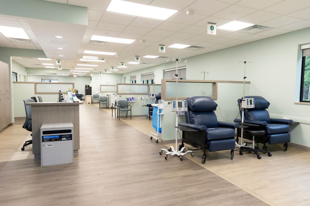 cancer center infusion bays
