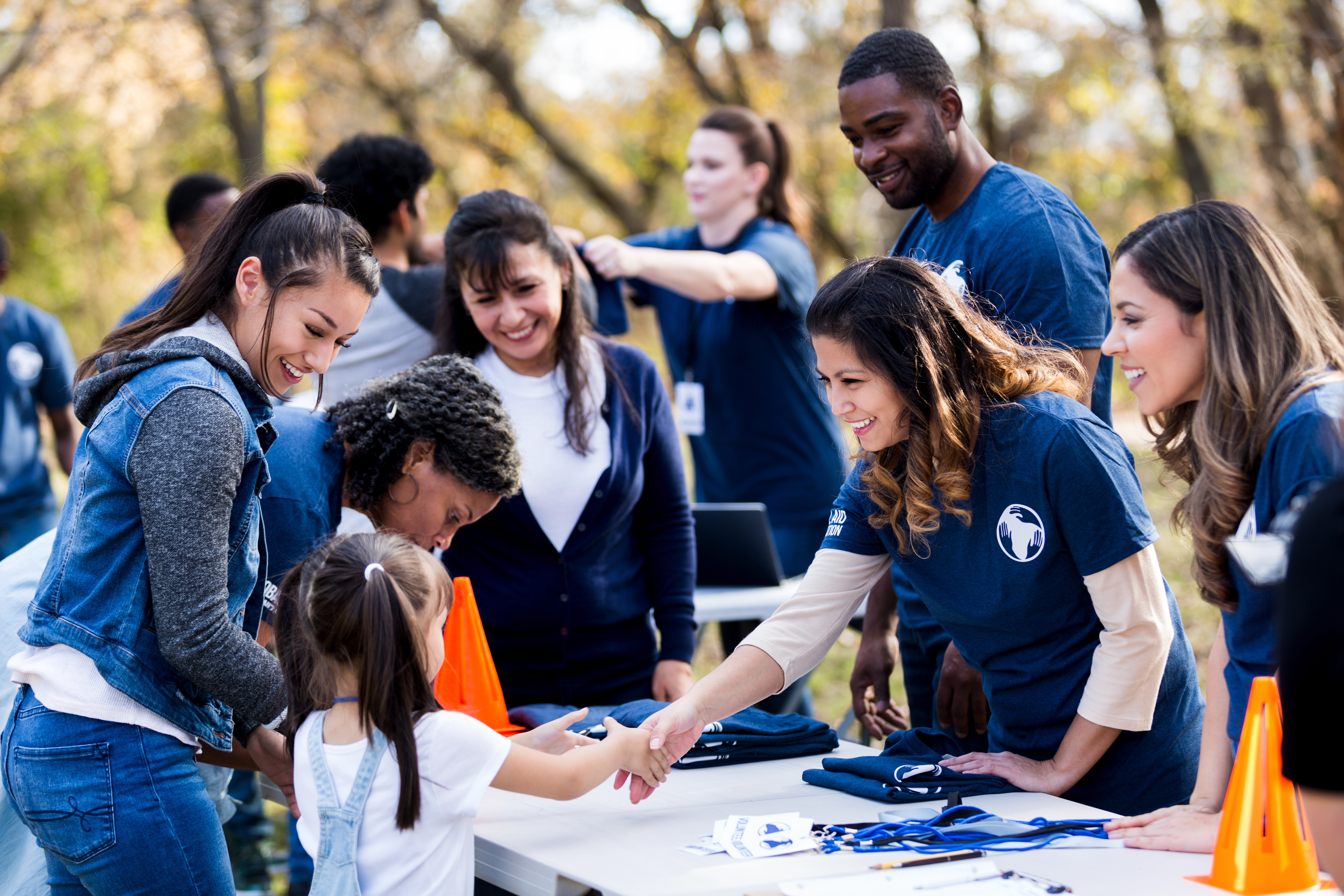 Volunteers working together