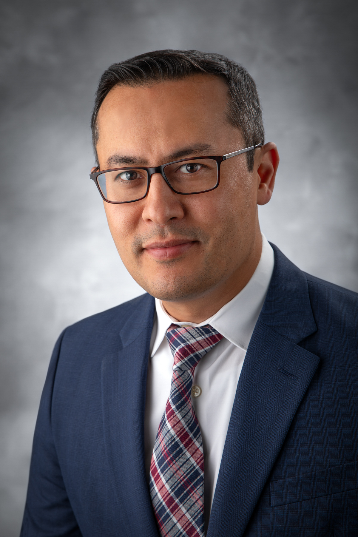 Djurabek Babadjanov, MD