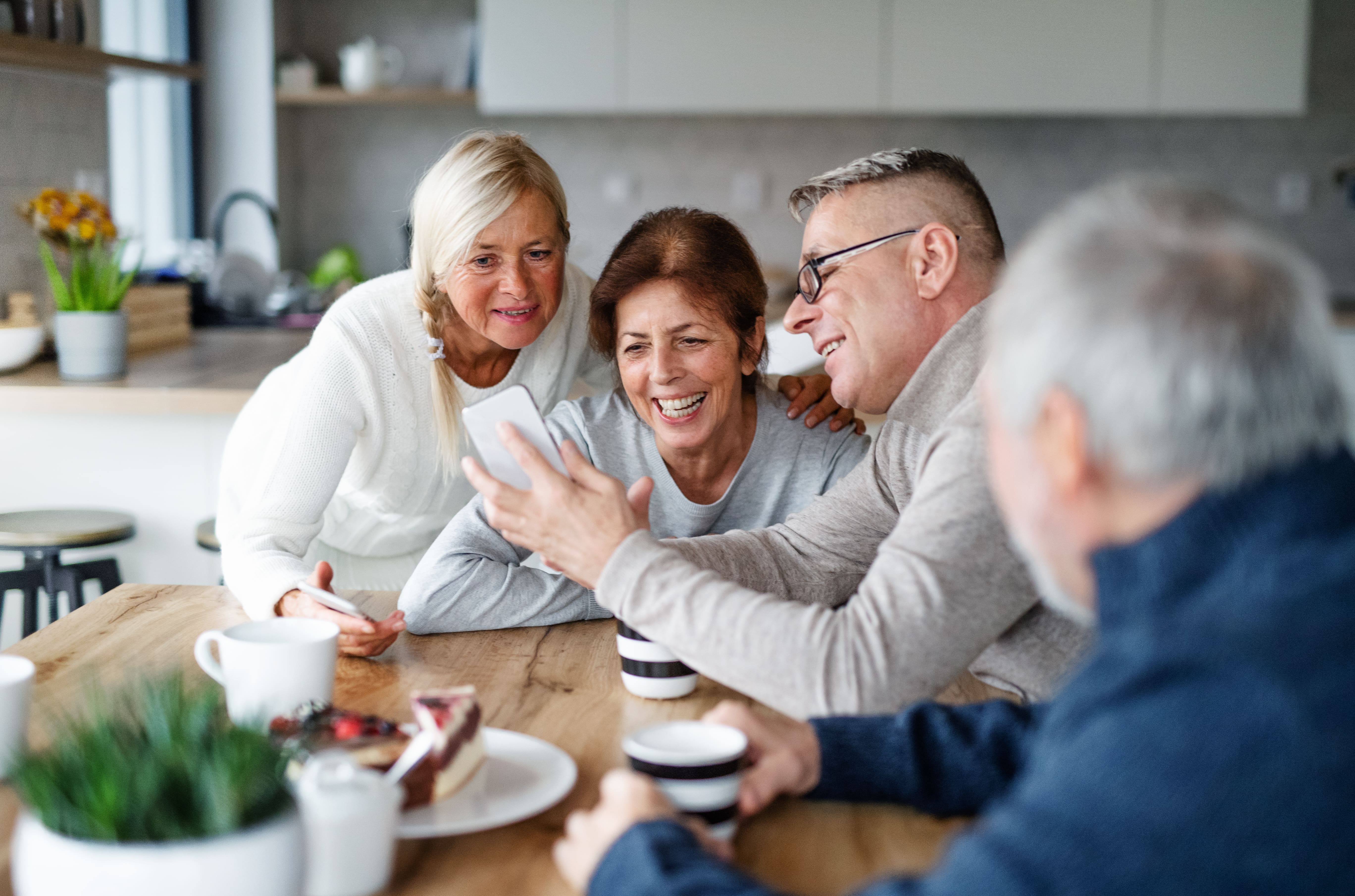 Family sharing image on iphone