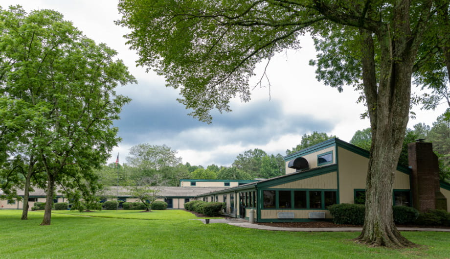 Riverside-Convalescent-Center-Saluda-campus