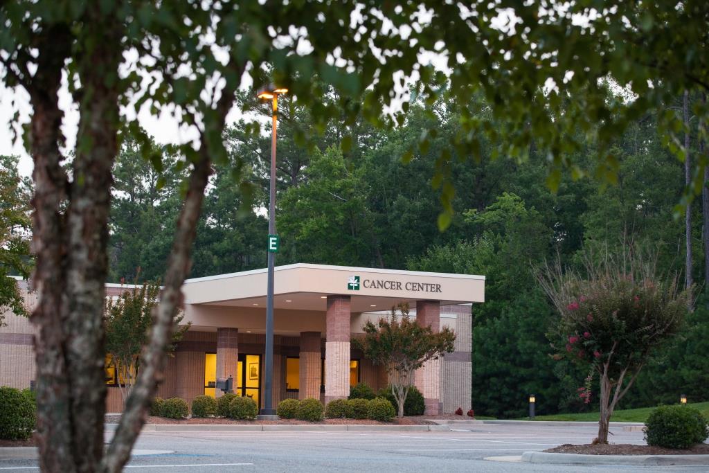 Entrance of Riverside Middle Peninsula Cancer Center