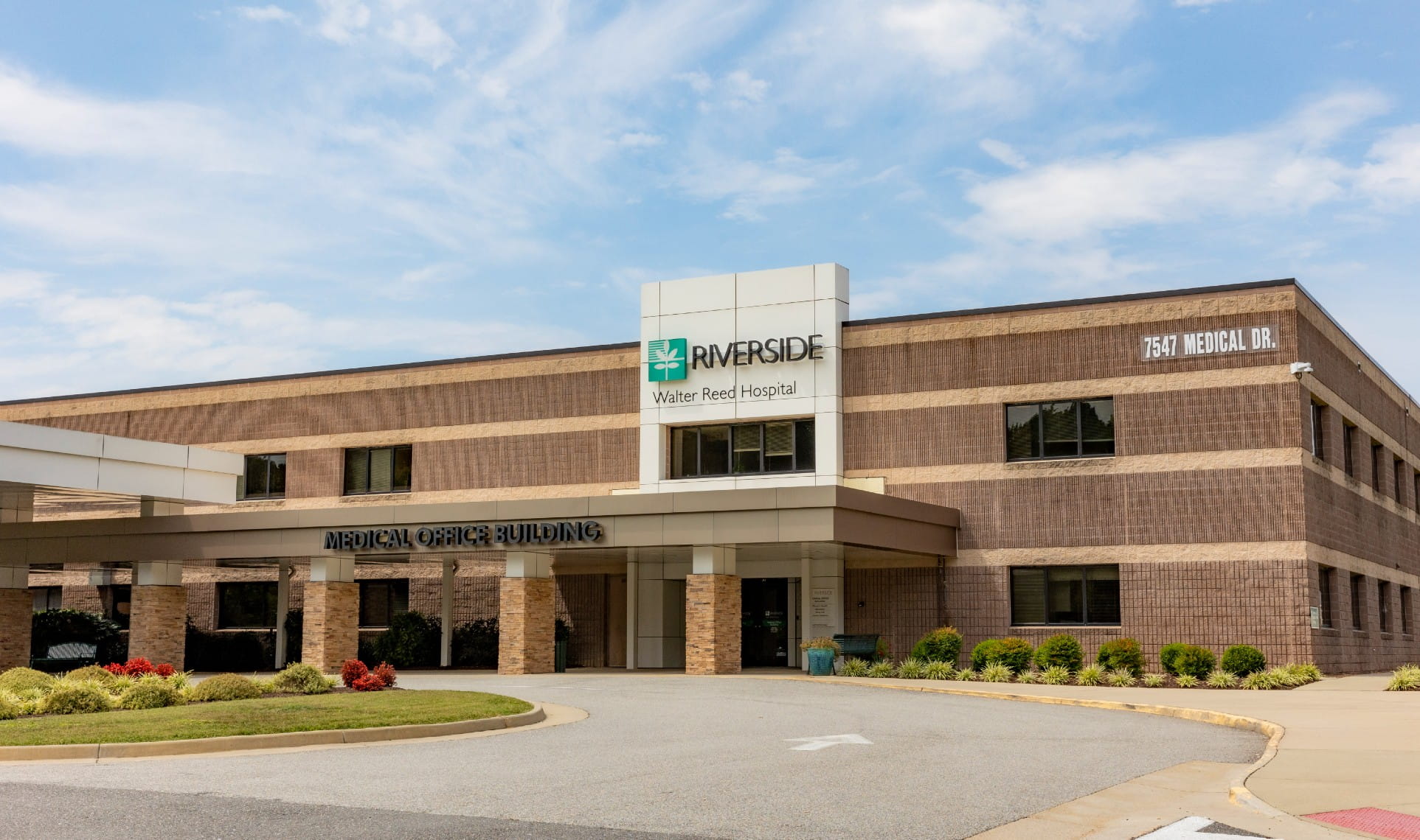 RWRH Front Exterior location page