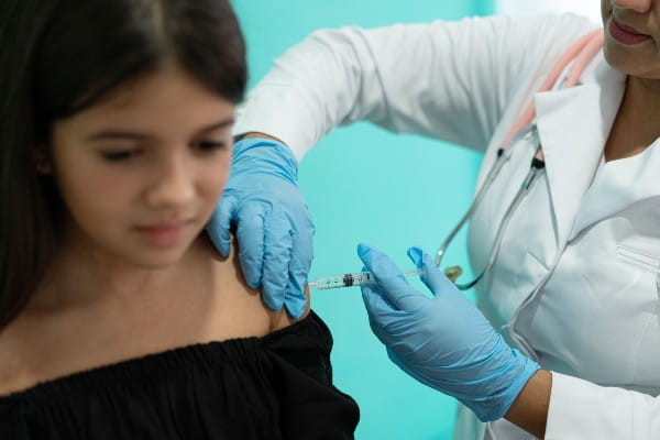 Child vaccination for HPV 