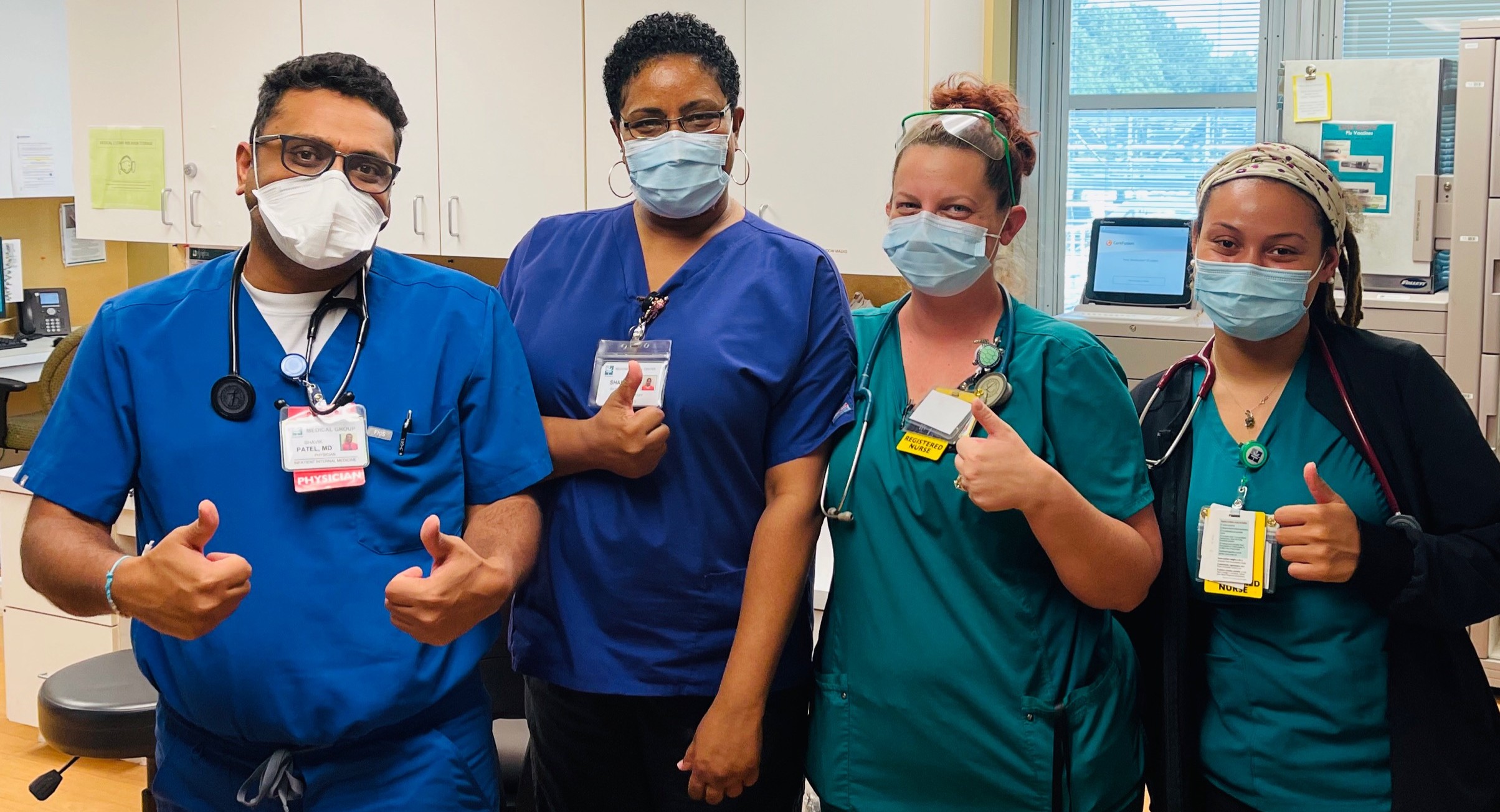 Medical staff with masks